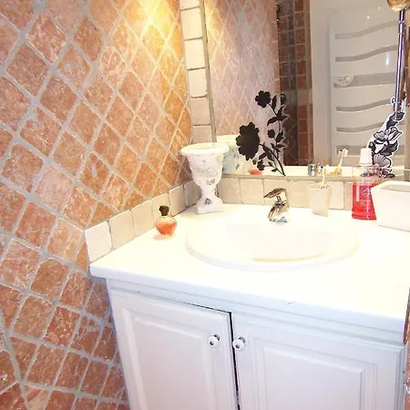 Cala Rossa * بورتو فيكشْيو